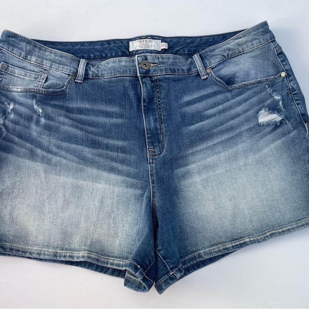 Torrid Women's Blue Denim Shorts First at Fit Plus Size 26 Distressed Spandex